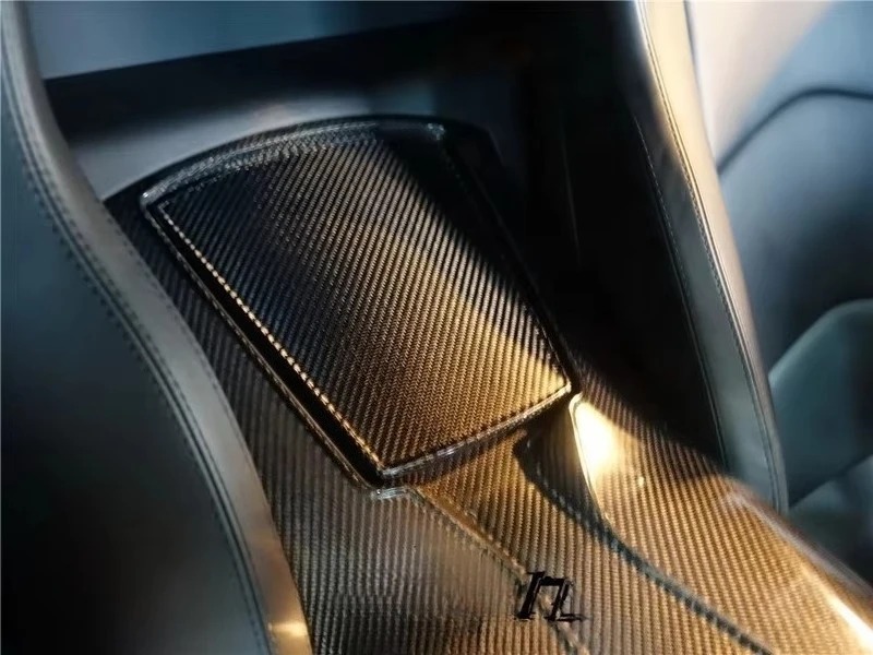 Trade Assurance Full Carbon Fiber Interior Trim Fit For 2011-2017 Aventador LP700 Central Storage Box Panel Cover